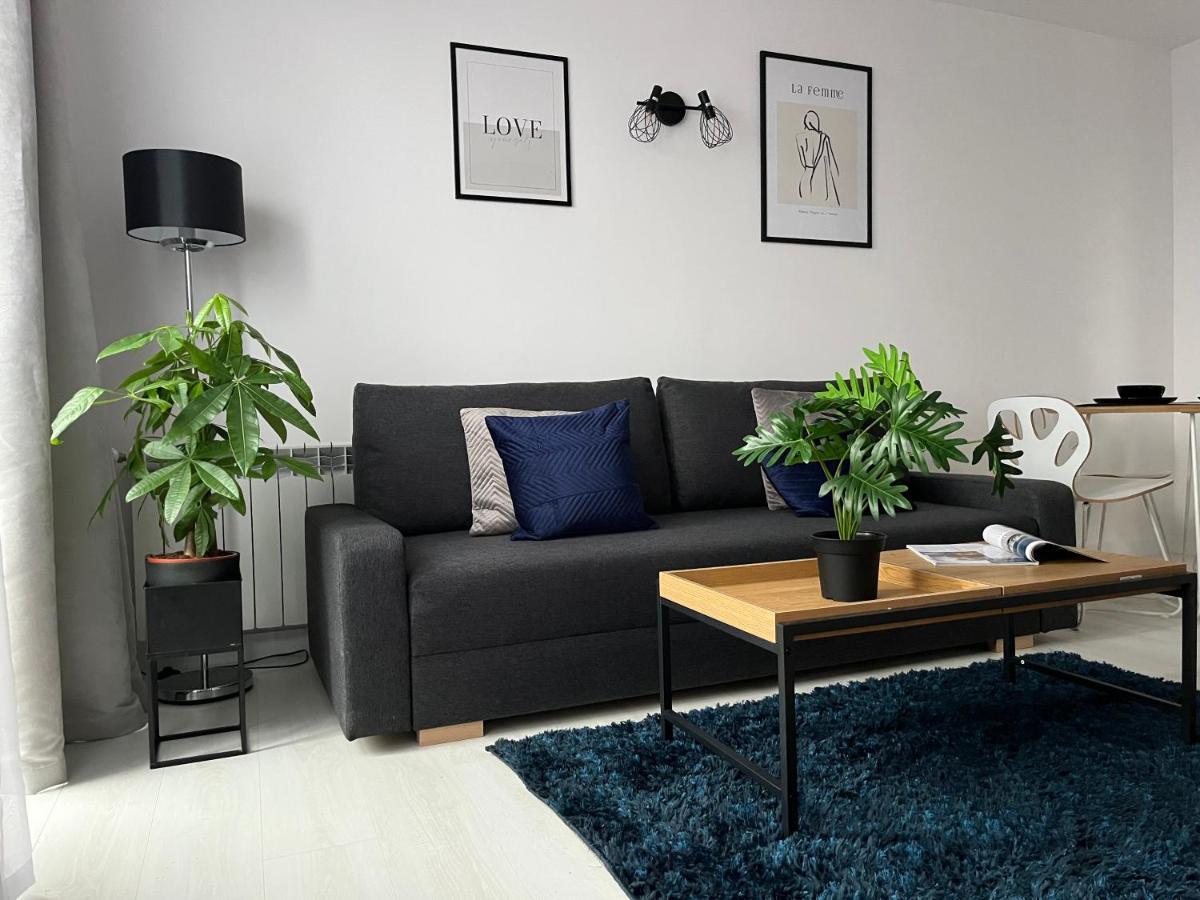 Апартаменты Warsaw Inside Solec With Private Parking Экстерьер фото
